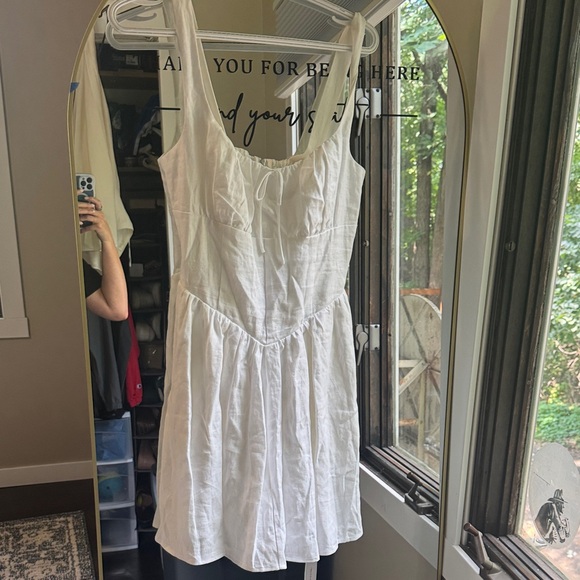 Reformation White Mini Dress - Picture 1 of 2